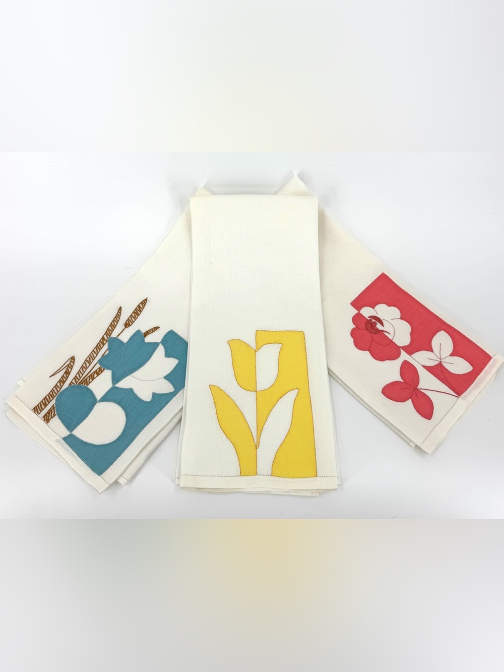 Vintage set of mid-century modern hand appliqué linen cotton tea towels